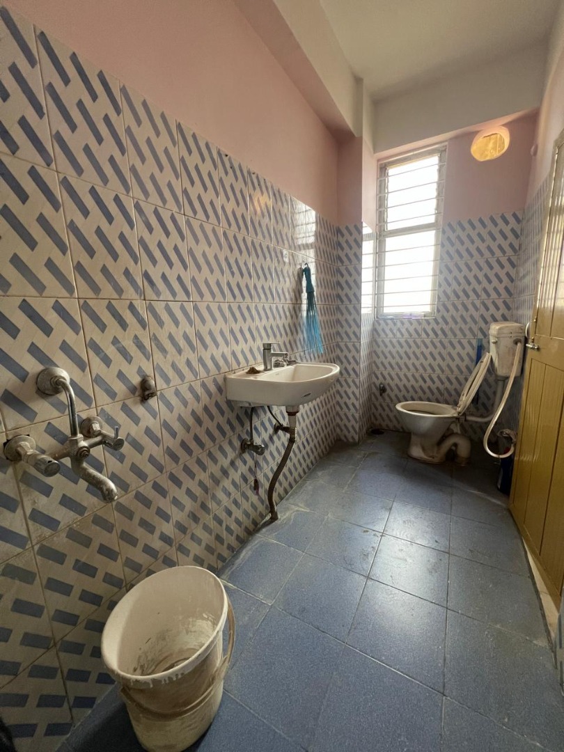 Semi Furnished 3bhk in Panjabari, Khanapara, Guwahati, Assam, India for Rent